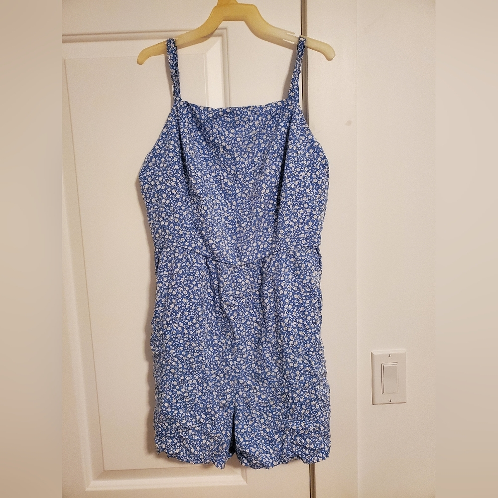 🌟3 for $25- Floral light blue romper